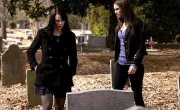 Кадр из «Дневники вампира» 2 сезон 17 серия