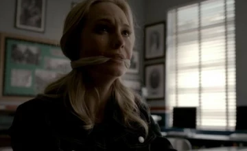 Кадр из «Дневники вампира» 3 сезон 21 серия