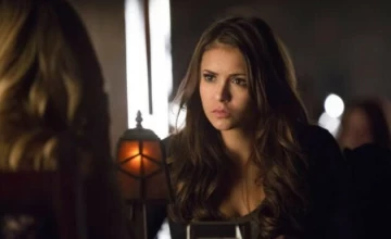 Кадр из «Дневники вампира» 5 сезон 18 серия